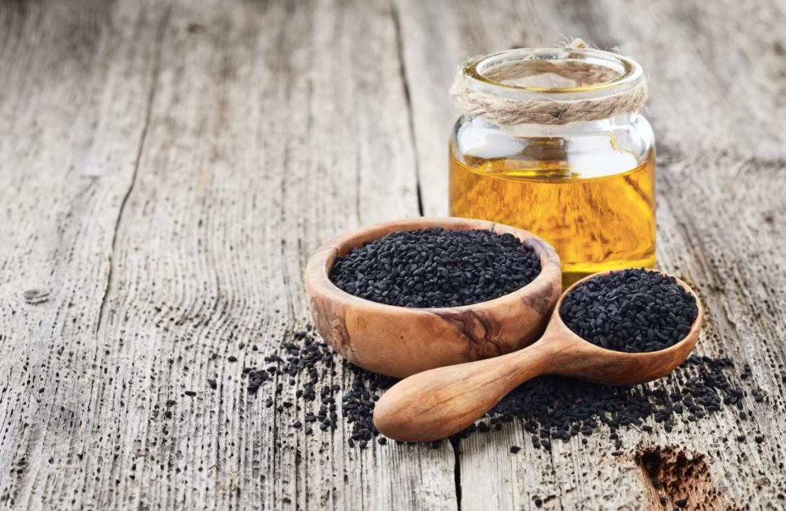 12 Benefits of Black Seed Oil